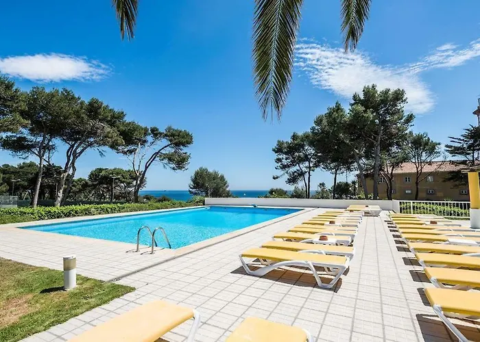 Villa Seafront Unit 1