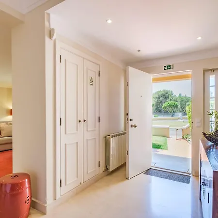 Seafront Unit 1 Villa