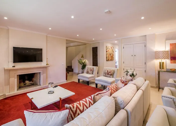 Villa Seafront Unit 1 Cascais