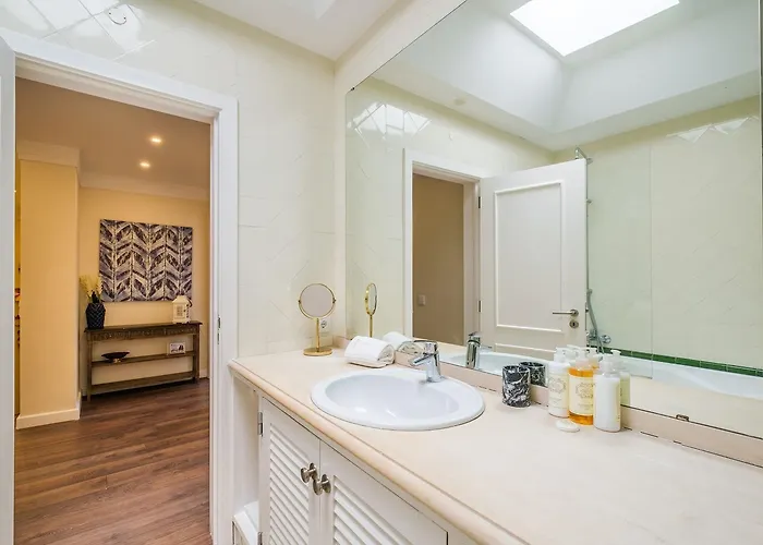 Seafront Unit 1 Villa Cascais