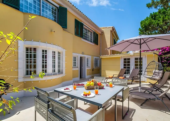 Seafront Unit 1 Villa Cascais