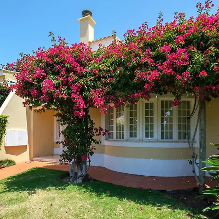 Villa Seafront Unit 1