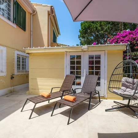 Villa Seafront Unit 1