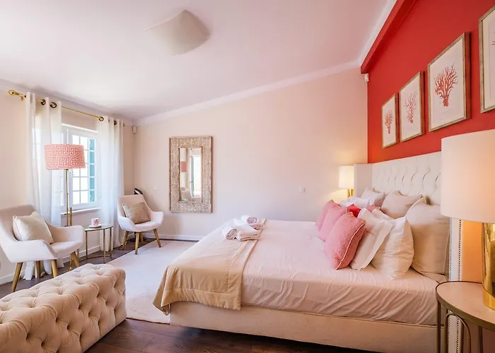 Seafront Unit 1 Villa